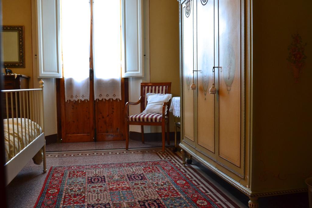 Cosetta Guest House Certaldo Ruang foto